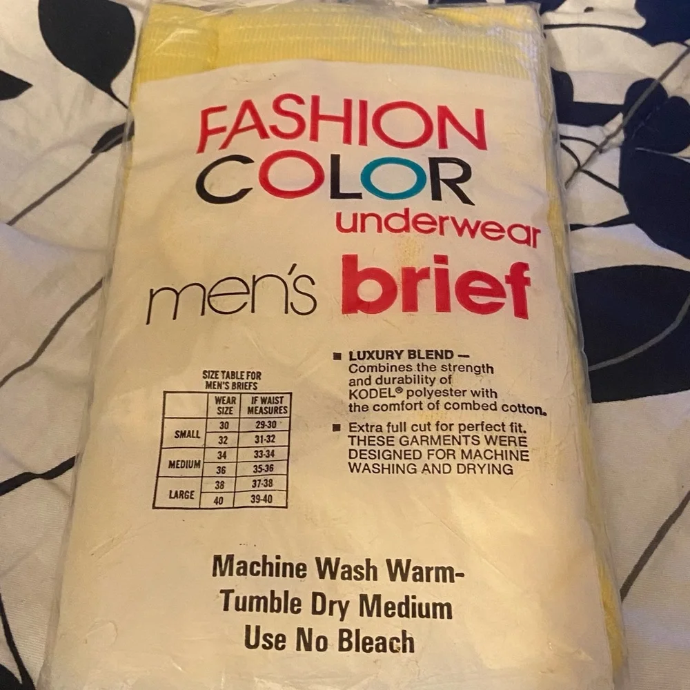 Vintage 70’s Kmart Fashion Color Ribbed Cotton‎ Briefs Banana Yellow NIB